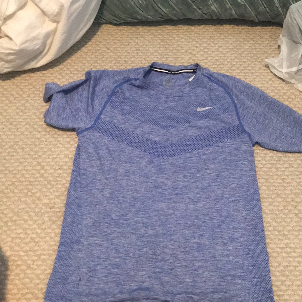 Men’s Nike workout shirt